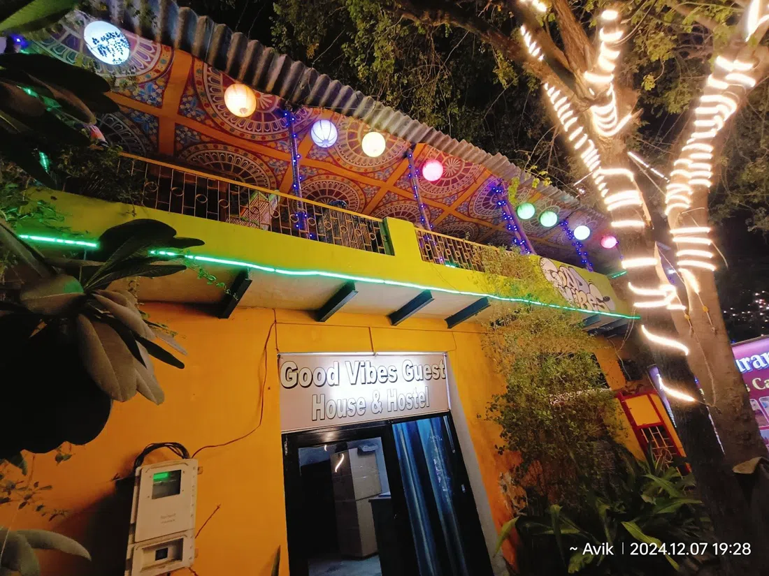 Good Vibes Cafe, Agra